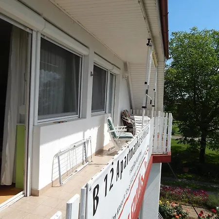 Apartament B12 *